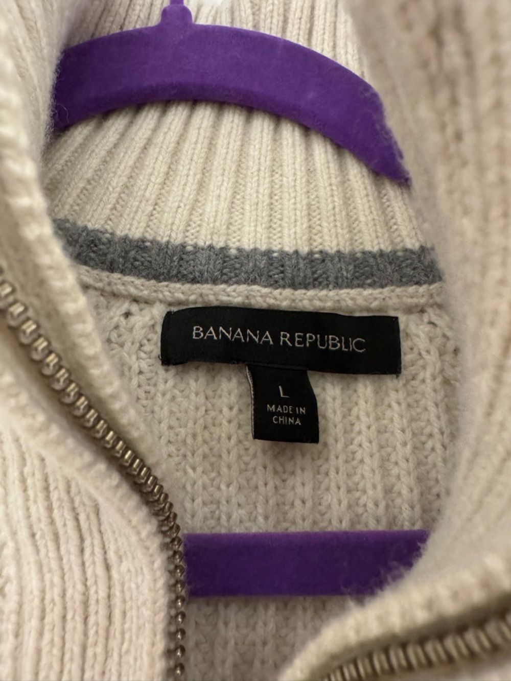 Men’s Banana Republic Merino Wool full zip sweater. Size large. - Picture 3 of 8